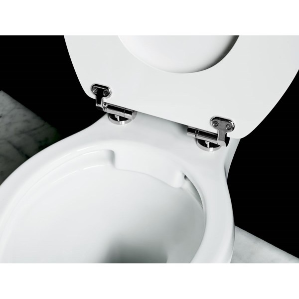 Monobloka tualetes pods bez apmales ar 520mm cisternu ar keramikas rokturi 