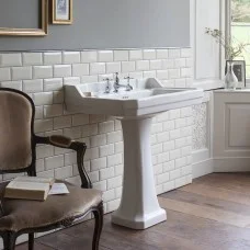 Edwardian 800 mm izlietne ar klasisko pjedestālu